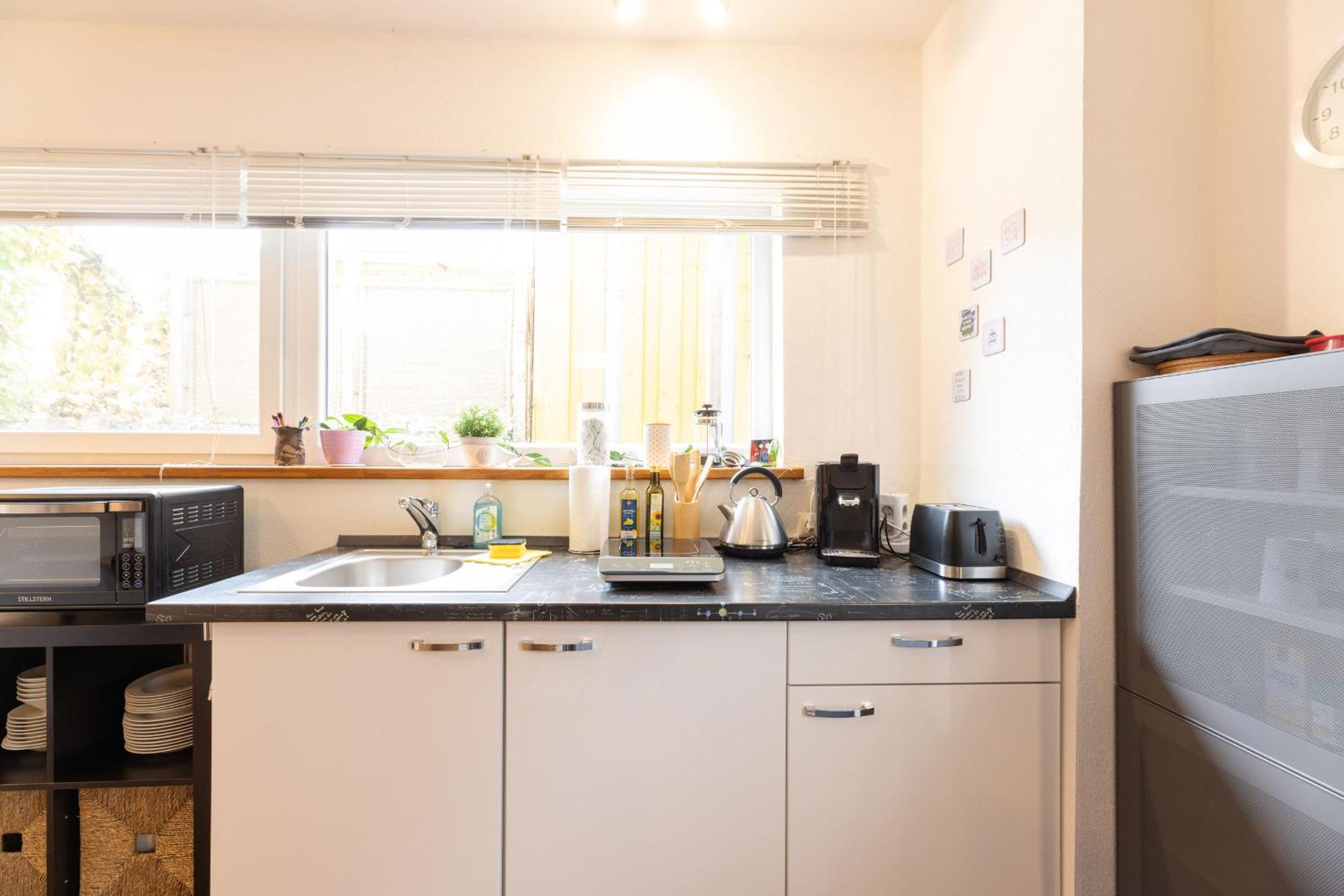 Ideal Fuer Kurze Aufenthalte - Gemuetliches 1-Zimmer-Apartment Adelsdorf Exterior foto
